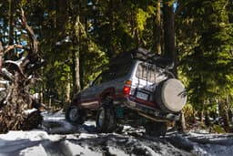 Discover the Naturnest Rooftop Tent: A Perfect Mid-Range Camping Solution