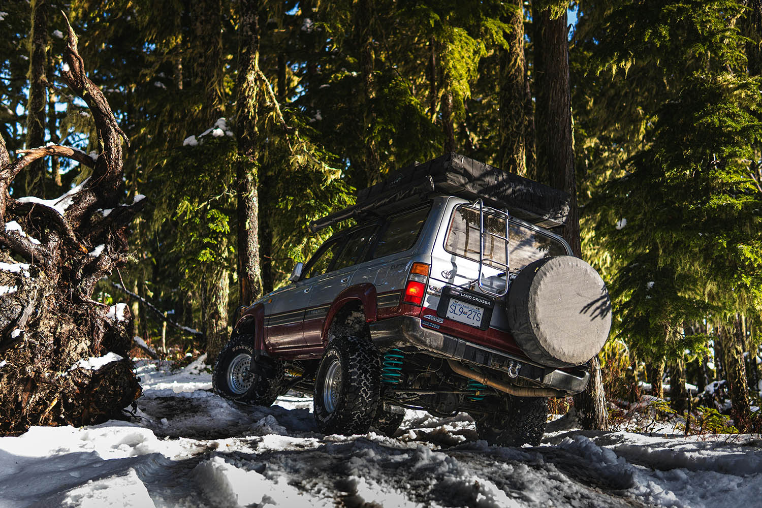 Discover-Naturnest-Rooftop-Tent-Mid-Range-Camping-Solution